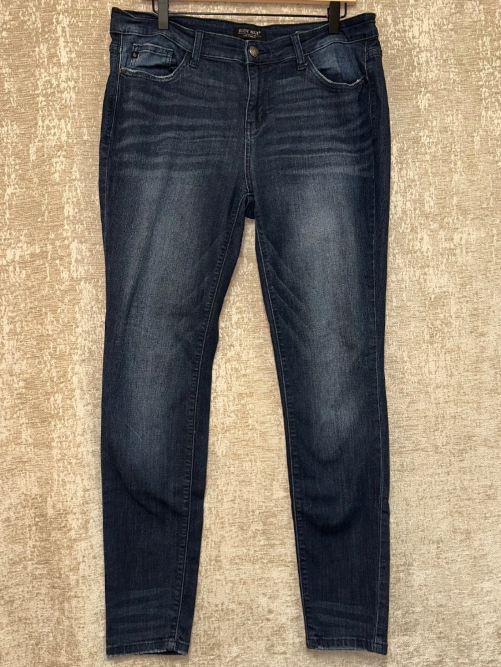 Judy Blue non-distressed skinny jeans size 15/32 - Picture 2 of 6